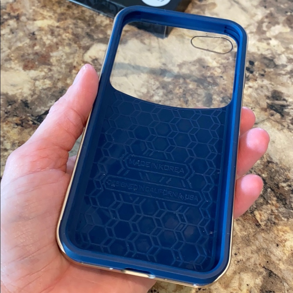 iPhone 7 case - Picture 6 of 10